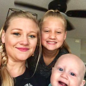 Meet your Posher, Whitney